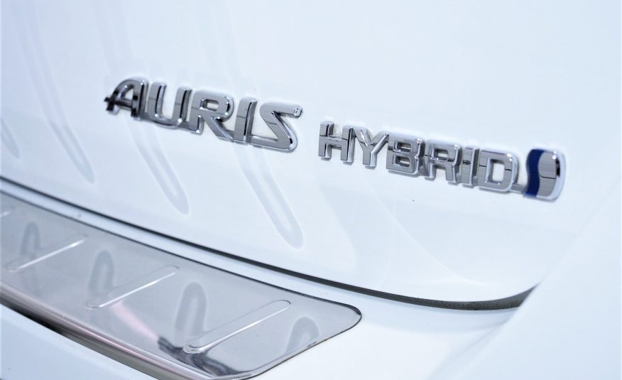 Toyota Auris 1,8 Hybrid Active Edition *Uudistettu malli *Suomi-auto