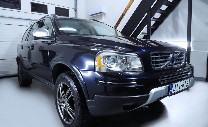 Volvo XC90 D5 AWD Executive *Ökymaasturi!